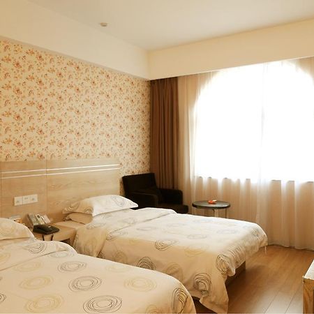 Gude Hotel - Hongdu Avenue Branch หนานชาง ภายนอก รูปภาพ
