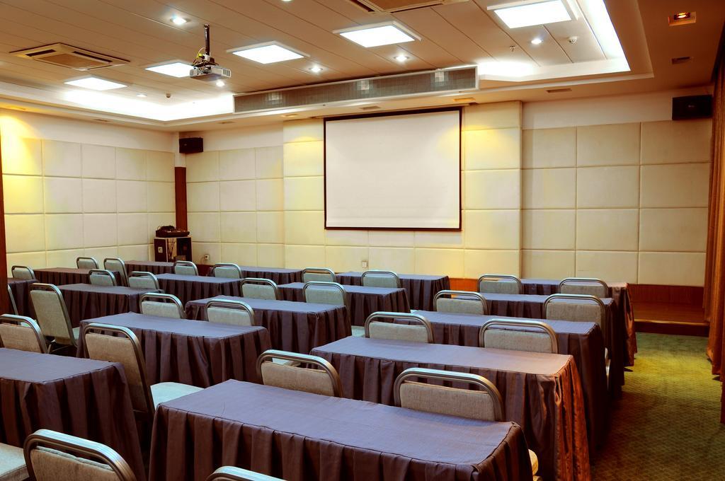 Gude Hotel - Hongdu Avenue Branch หนานชาง ภายนอก รูปภาพ